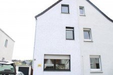 Hauptbild Nur 179.900,--Euro...! Renovierungsbed�rftige DHH in stadtnaher Lage von Dorsten.