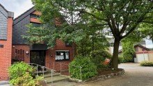Vorderansicht Tolle Lage * Ger�umiges Reihenendhaus mit gro�em Garten in der Gr�fte-Siedlung